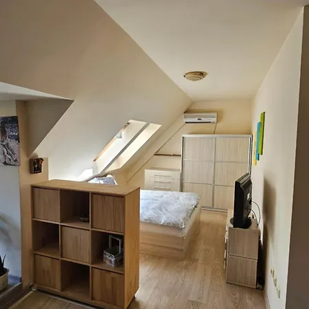 Apartamento уютно студио до центъра на