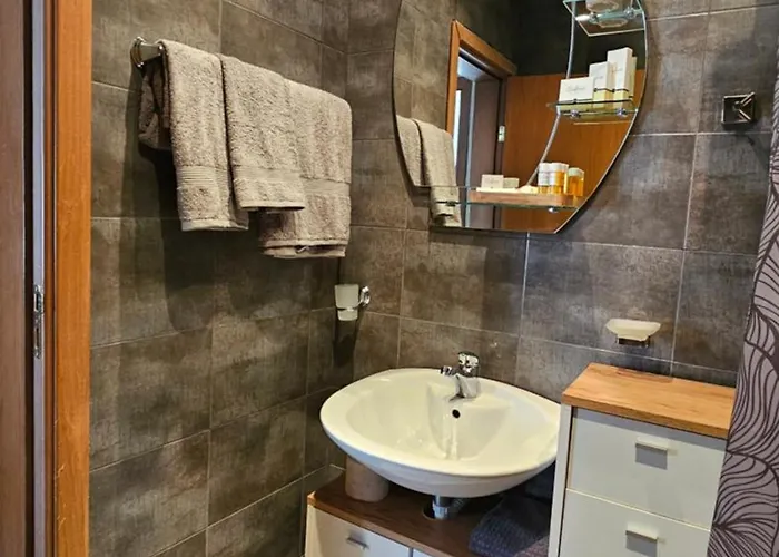 уютно студио до центъра на Apartamento